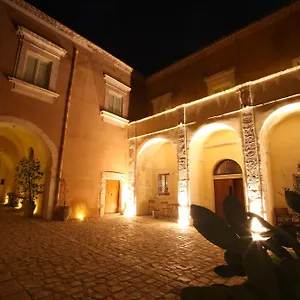 https://palazzo-gambuzza-maison-de-charme.sicilyhotelsitaly.net